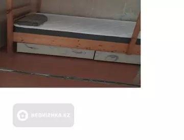 2-комнатная квартира, этаж 3 из 5, 44 м², На длительный срок