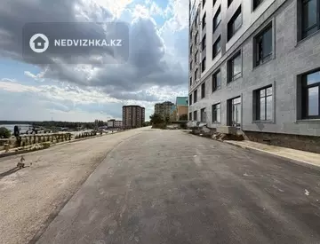 2-комнатная квартира, этаж 12 из 14, 79 м²