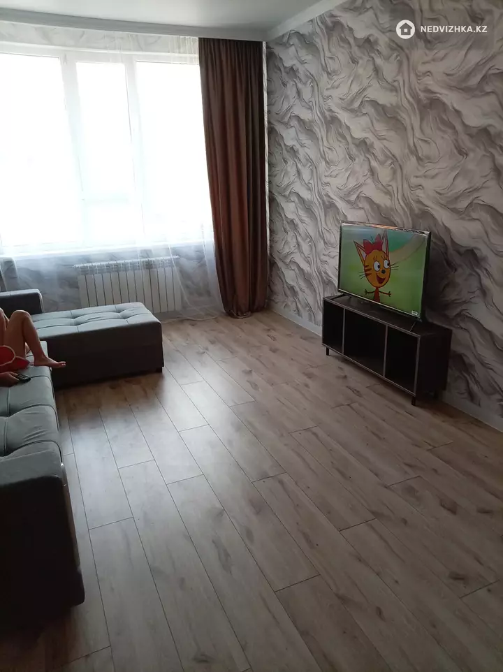 2-комнатная квартира, этаж 6 из 7, 50 м², На длительный срок, фотография 4