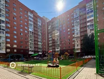 3-комнатная квартира, этаж 12 из 12, 104 м²