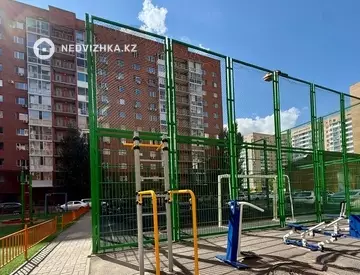 3-комнатная квартира, этаж 12 из 12, 104 м²