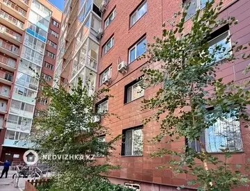 3-комнатная квартира, этаж 12 из 12, 104 м²