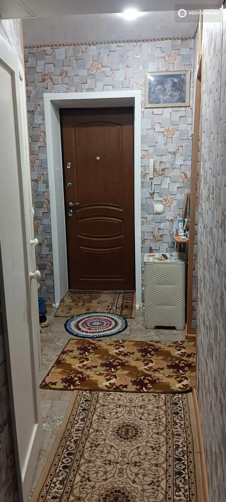 1-комнатная квартира, этаж 2 из 5, 32 м², фотография 2