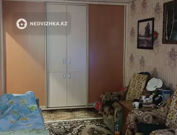 1-комнатная квартира, этаж 2 из 5, 32 м², миниатюра 12