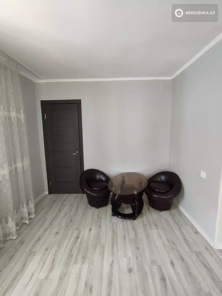1-комнатная квартира, этаж 4 из 4, 32 м²