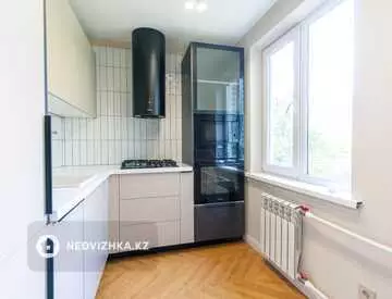 2-комнатная квартира, этаж 5 из 5, 47 м², миниатюра 4