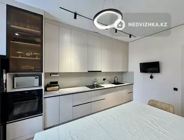 3-бөлмелі пәтер, қабат 3 барлық қабат саны 12, 90 м², 8-нобай
