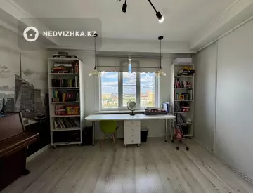 3-комнатная квартира, этаж 16 из 20, 120 м², миниатюра 1