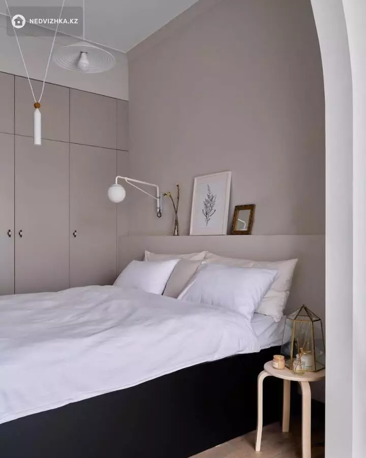 4-комнатная квартира, этаж 3 из 3, 145 м², На длительный срок, 3-фотосурет