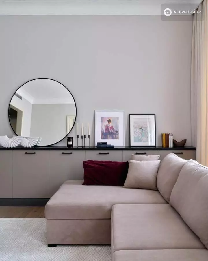 4-комнатная квартира, этаж 3 из 3, 145 м², На длительный срок, 4-фотосурет