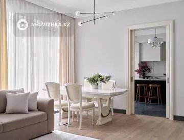 4-комнатная квартира, этаж 3 из 3, 145 м², На длительный срок