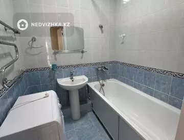 2-комнатная квартира, этаж 8 из 9, 65 м², миниатюра 9