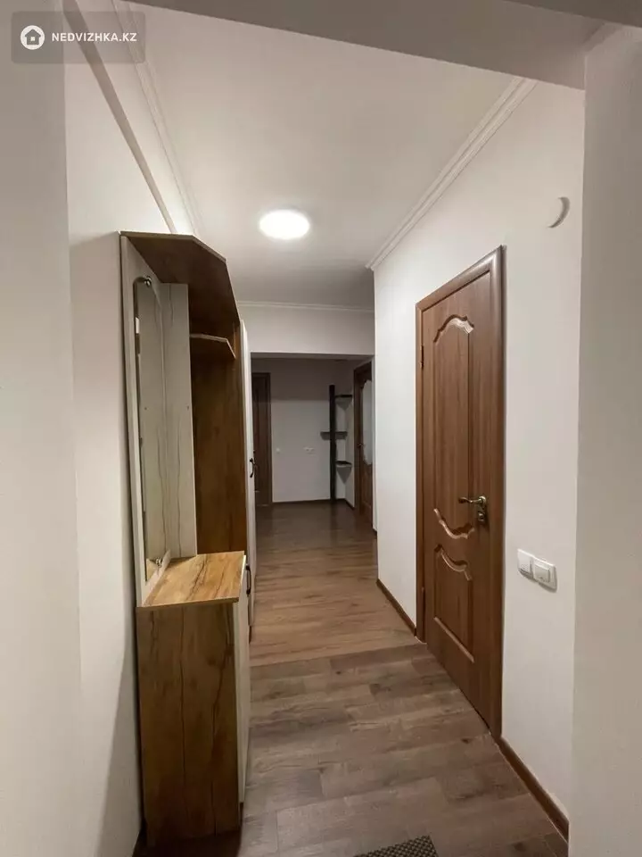 2-комнатная квартира, этаж 5 из 5, 51 м², фотография 4