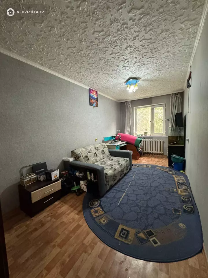 3-комнатная квартира, этаж 1 из 5, 57 м², фотография 3