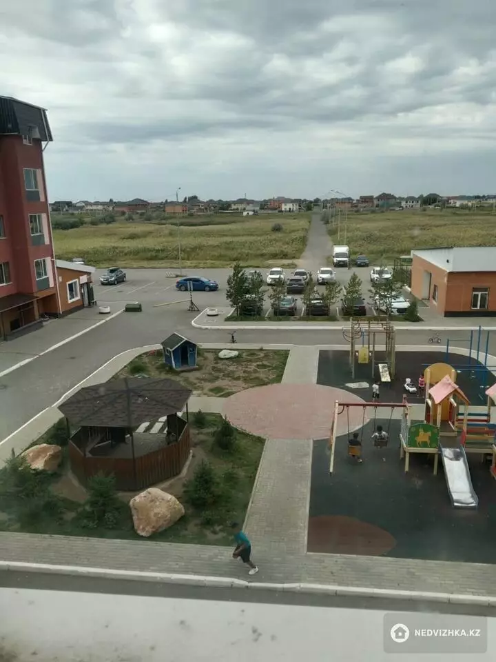 1-комнатная квартира, этаж 4 из 5, 36 м², фотография 4