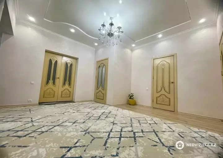 5-комнатный дом, 4 соток, 160 м², фотография 3