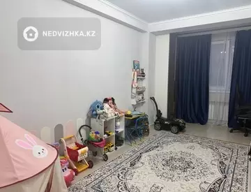 3-комнатная квартира, этаж 3 из 4, 73 м², миниатюра 8