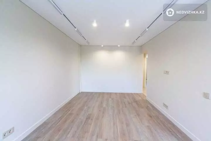 3-комнатная квартира, этаж 3 из 5, 62 м²