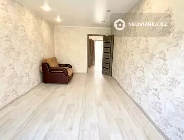 2-комнатная квартира, этаж 4 из 5, 52 м², миниатюра 5
