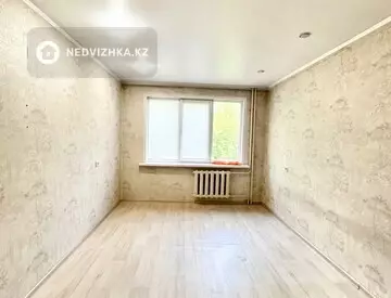 2-комнатная квартира, этаж 4 из 5, 52 м², миниатюра 6