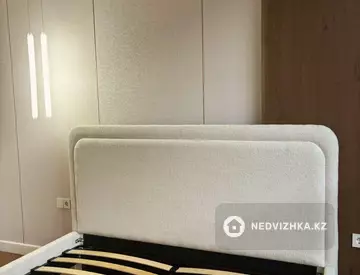 4-комнатная квартира, этаж 6 из 18, 94 м², миниатюра 10