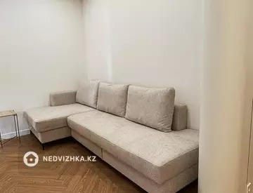 4-комнатная квартира, этаж 6 из 18, 94 м², миниатюра 7