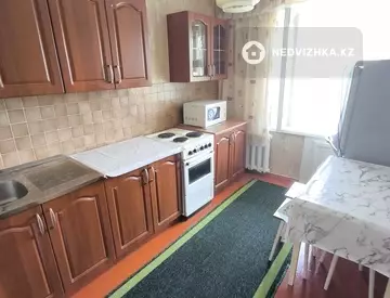 1-комнатная квартира, этаж 4 из 7, 38 м², миниатюра 1