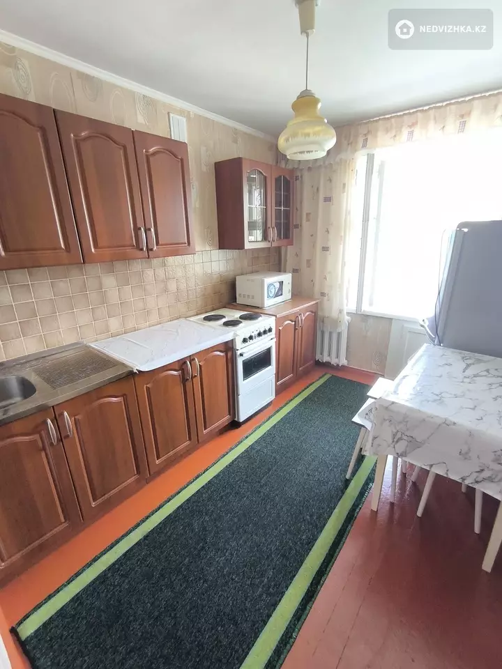 1-бөлмелі пәтер, қабат 4 барлық қабат саны 7, 38 м²