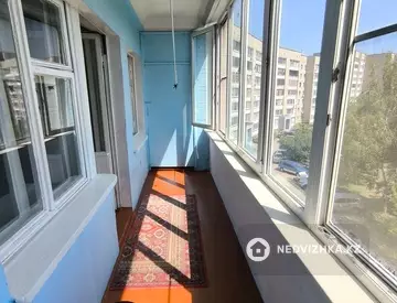 1-комнатная квартира, этаж 4 из 7, 38 м², миниатюра 10