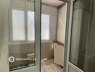4-комнатная квартира, этаж 3 из 5, 82 м², миниатюра 7