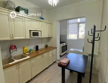 4-комнатная квартира, этаж 3 из 5, 82 м², миниатюра 11