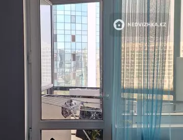 3-комнатная квартира, этаж 9 из 22, 89 м²