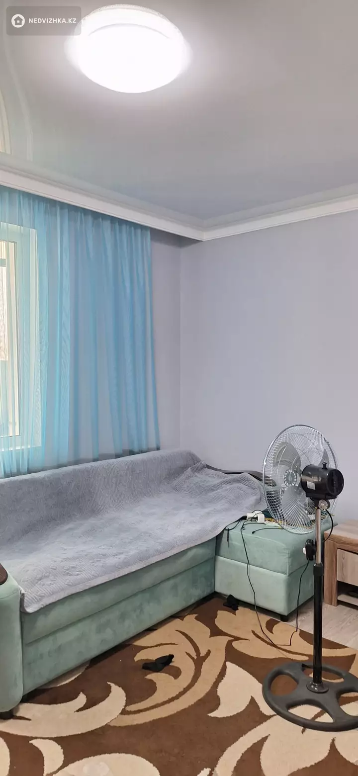 3-комнатная квартира, этаж 9 из 22, 89 м², фотография 4