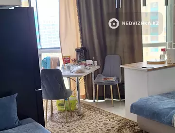 3-комнатная квартира, этаж 9 из 22, 89 м², миниатюра 8