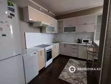 2-комнатная квартира, этаж 22 из 22, 68 м², миниатюра 4