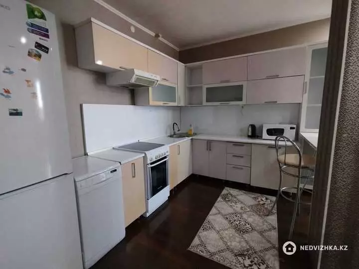 2-комнатная квартира, этаж 22 из 22, 68 м², фотография 4