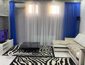 3-комнатная квартира, этаж 22 из 22, 83 м²