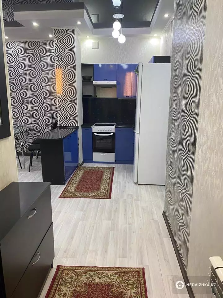 3-комнатная квартира, этаж 22 из 22, 83 м², фотография 4
