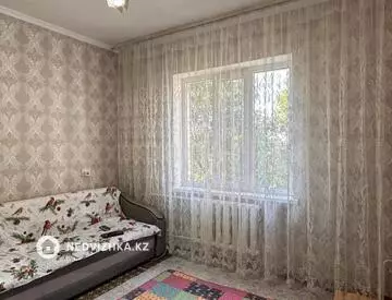 3-комнатная квартира, этаж 5 из 5, 62 м², миниатюра 2