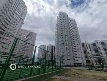 3-бөлмелі пәтер, қабат 22 барлық қабат саны 22, 83 м², 10-нобай