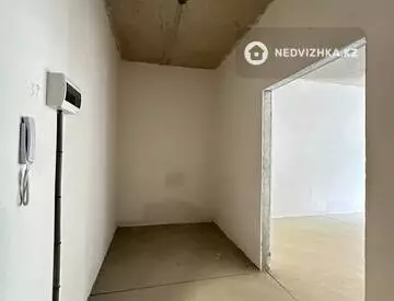 2-комнатная квартира, этаж 7 из 12, 42 м²