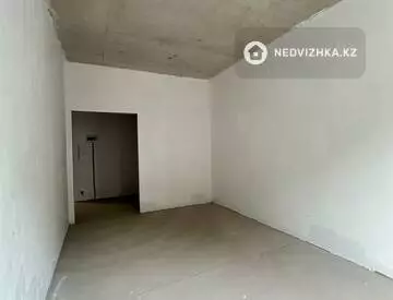 2-комнатная квартира, этаж 7 из 12, 42 м², миниатюра 6