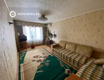 3-комнатная квартира, этаж 2 из 5, 71 м², На длительный срок