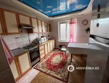 3-комнатная квартира, этаж 2 из 5, 71 м², На длительный срок, миниатюра 6