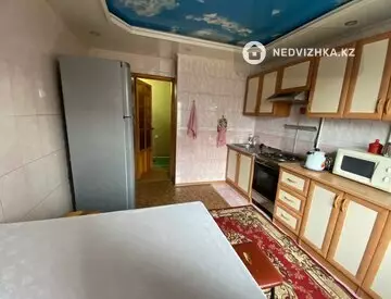 3-комнатная квартира, этаж 2 из 5, 71 м², На длительный срок, миниатюра 7