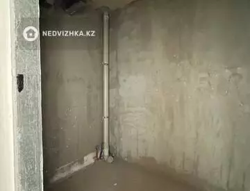 2-комнатная квартира, этаж 7 из 12, 42 м², миниатюра 12