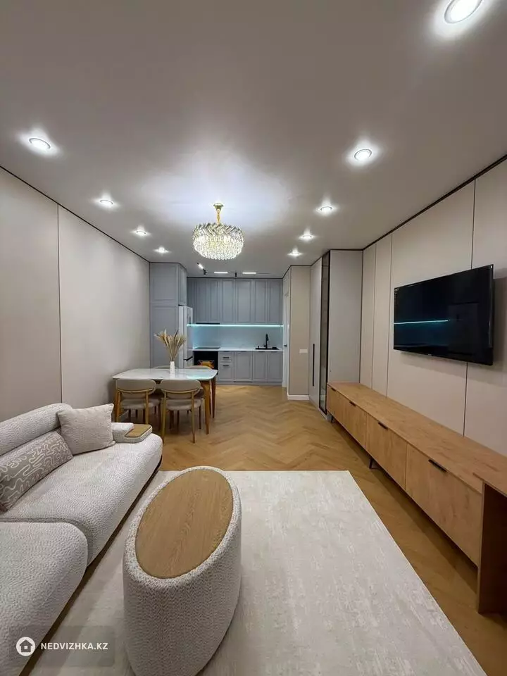 2-комнатная квартира, этаж 10 из 16, 50 м², фотография 4