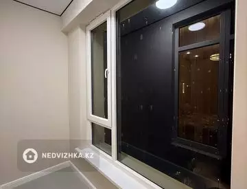 2-комнатная квартира, этаж 10 из 16, 50 м², миниатюра 9