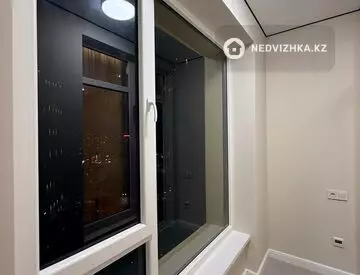 2-комнатная квартира, этаж 10 из 16, 50 м², миниатюра 10