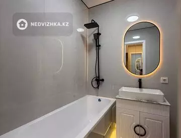 2-комнатная квартира, этаж 10 из 16, 50 м², миниатюра 12